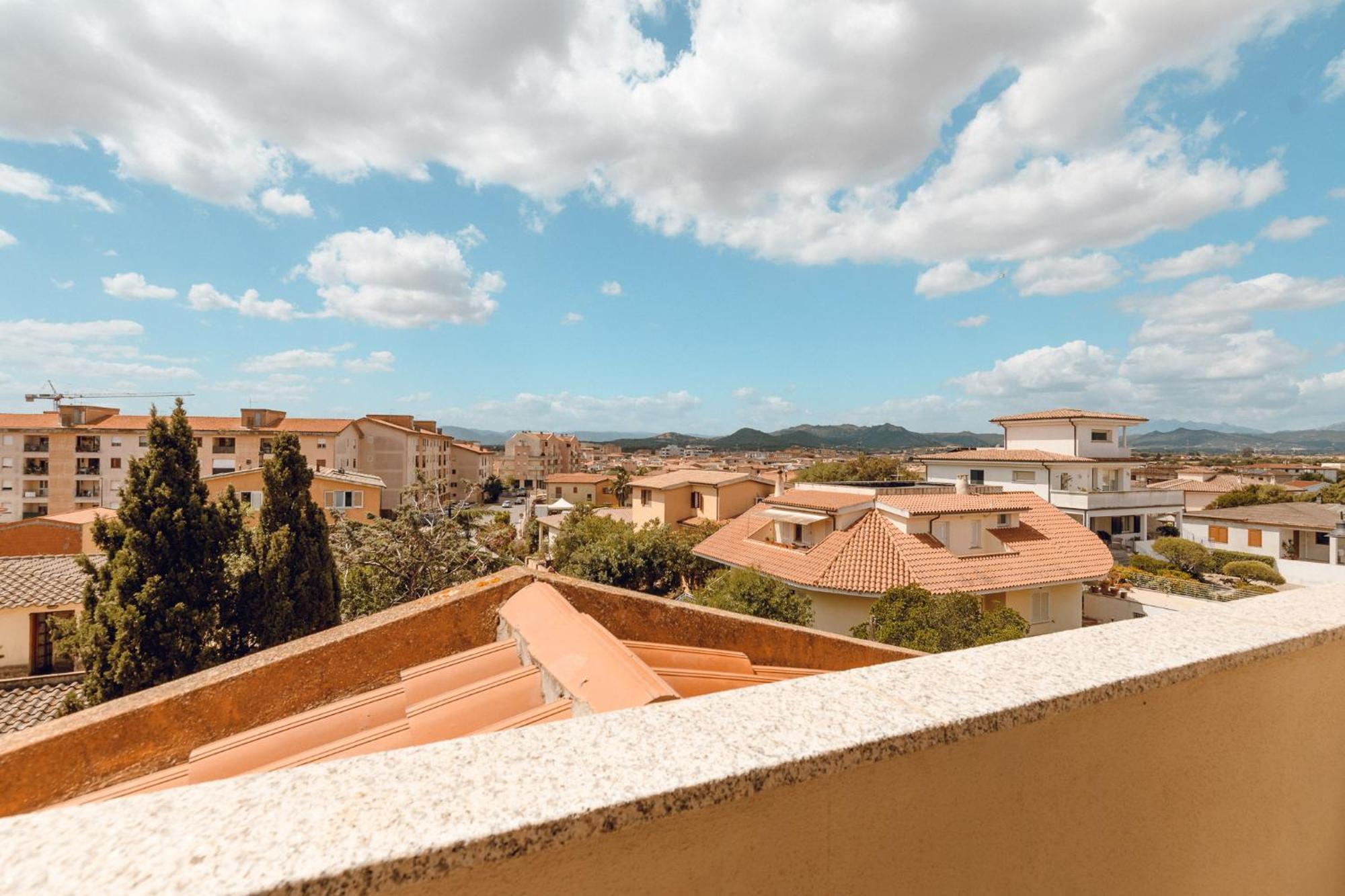 Attico Panoramico Vista Citta', Olbia
